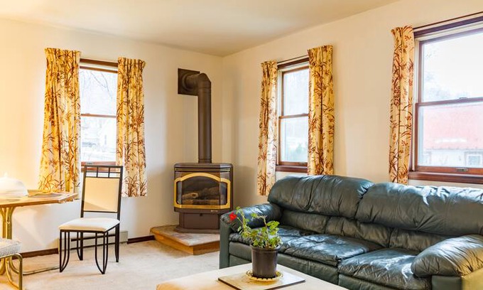 Town of Richmond House | June's House at Honeoye Lake Park