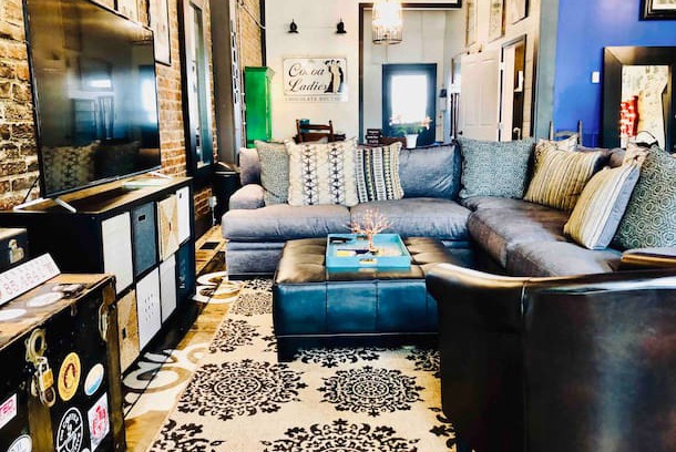 Sparta Apartment | Heart Rock Hideaway **Downtown 1910 Loft *TN Parks