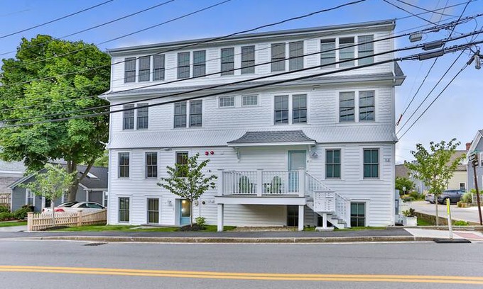 Provincetown Apartment | Modern West End gem, close to the beach!