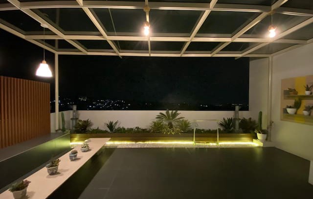 Ciburial Apartment | Lovely 2 BR Rooftop Apartment w/ Spectacular View