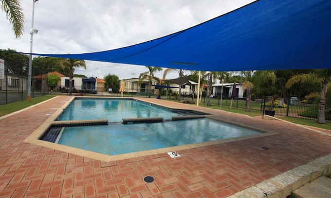 Broadwater Apartment | Geographe Bay Holiday Park Unit 106