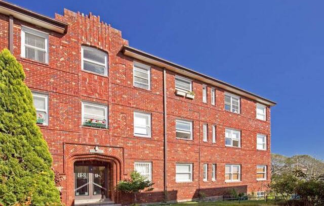 Manly Apartment | MANLY room close to wharf, corso & beach