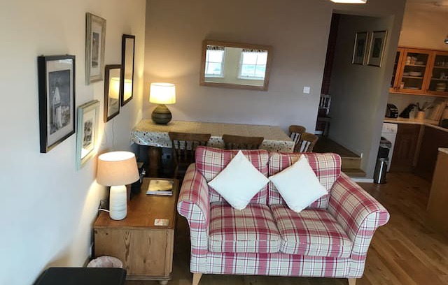 St Monans Apartment | Old Bank House, St Monans - Sleeps 4