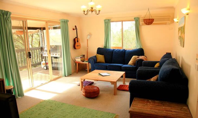 Launching Place House | Spacious Family Home with Beautiful Valley Views