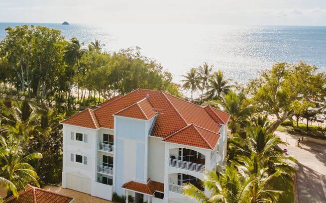 Clifton Beach Apartment | 1BR Luxury Suite - Villa 3, Villa Beach Palm Cove
