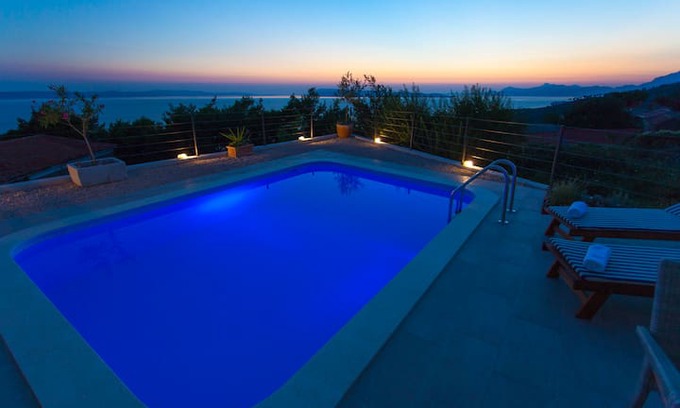 Podgora Villa | ISOLATED Olive tree surrounded villa with sea view