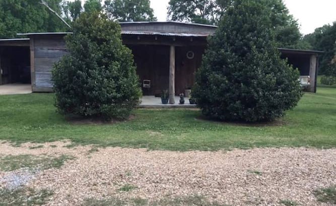 Weyanoke Cabin | Tunica Falls Cabins - Peg Leg Pete's Lodge