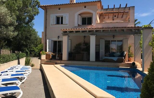 Sa Coma Villa | Spacious villa within easy reach of beach.