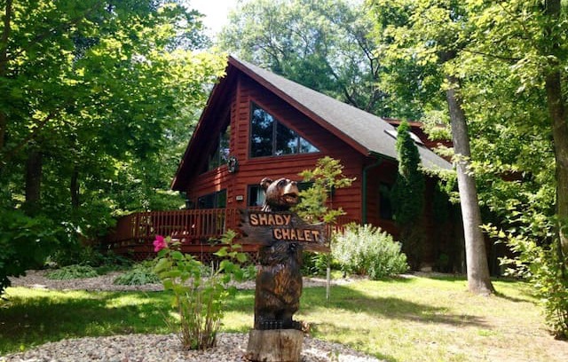 Spring Brook House | Shady Chalet @ Spring Brook Resort | Grand Cedar Chalet | Fantastic Game Room