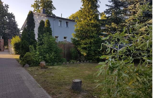 Werneuchen Apartment | Idyllisches Zuhause im Landhaus in Werneuchen