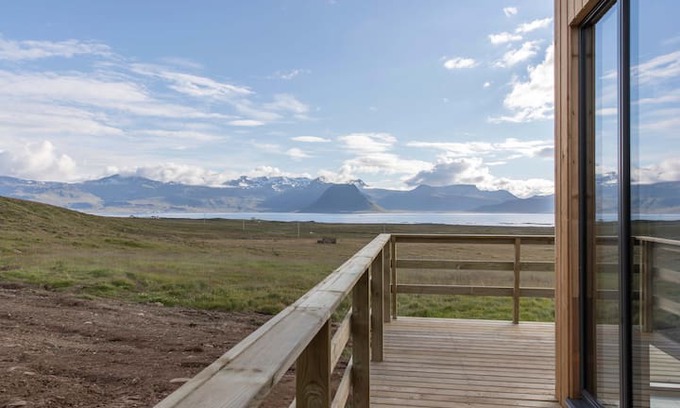 Grundarfjordur Cabin | Dís - High Quality, Peaceful, Spectacular Views