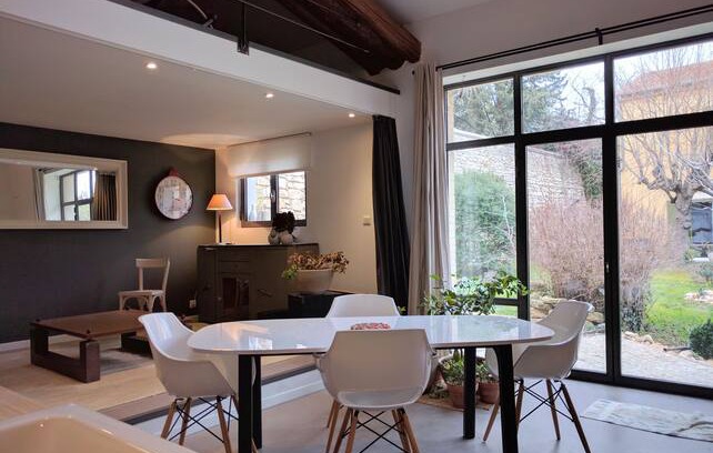 Chateauneuf-de-Gadagne House | Logement "Gîte la Passerelle, meublé de tourisme"