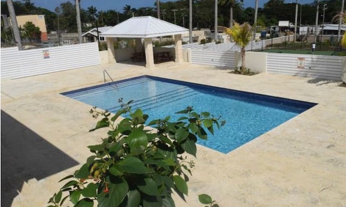 Reading Apartment | Easy Vibes Tara-New 2 Bdrm Gated Upscale Community