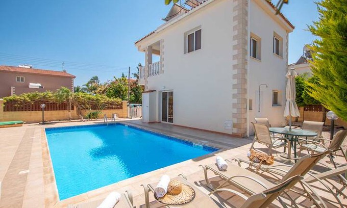 Ayia Thekla Villa | Ayia Thekla Seaside Villa