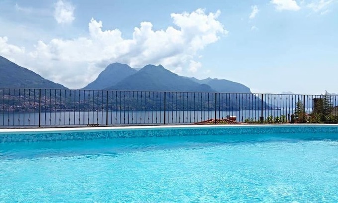 Santa Maria - Rezzonico Apartment | La Casa di Sergio- lake view,pool and wifi-