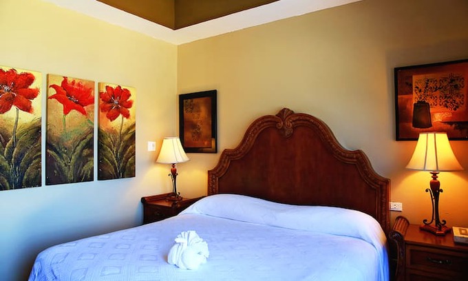 San Pedro Hostel | Hotel on the Beach, not all rooms offer beach view