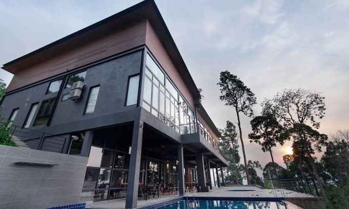Janda Baik Villa | EIGHTY SEVEN 山居八十七，Entire Villa, Infinity Pool.