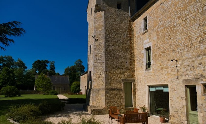 Monceaux-en-Bessin Villa | Château de Monceaux à 5mn de Bayeux, proche Mer