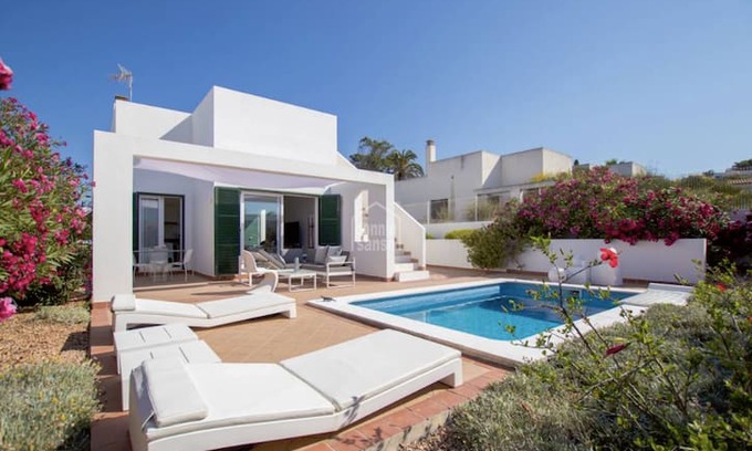 Sant Jaume Mediterrani Bed & Breakfast | "CASA SALAMANDRA" Villa San Jaime-Son Bou Sea View
