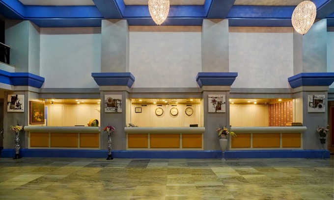 Aarey Colony Hotel | Capital O 29124 Royal Palms Hotel