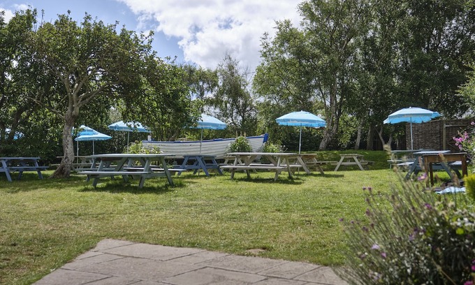 Dunwich Hotel | The Ship at Dunwich