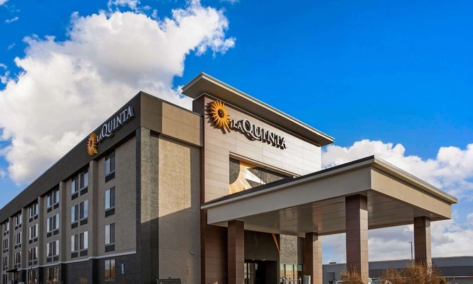 Aurora Hotel | La Quinta by Wyndham Denver Aurora Medical