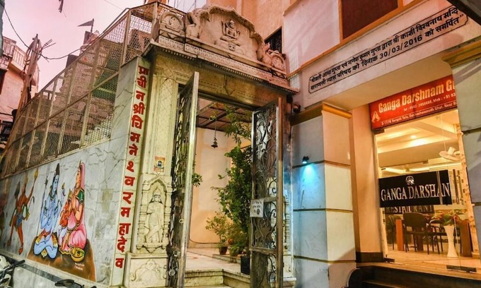 Varanasi Hotel | Ganga Darshan