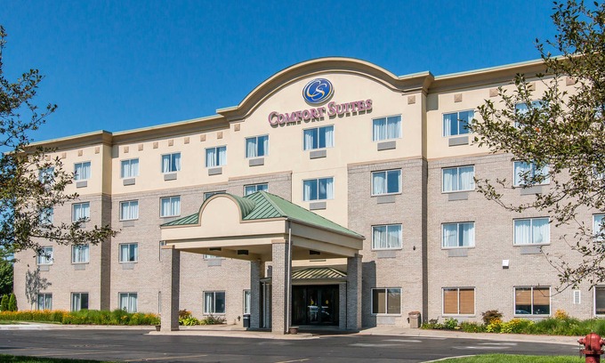 Wixom Hotel | Comfort Suites Wixom / Novi