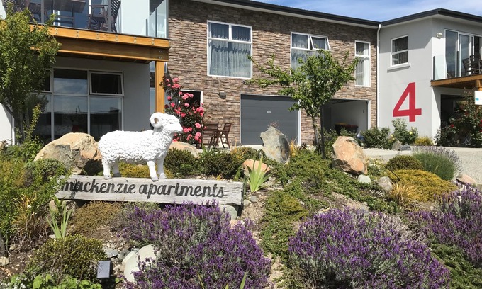 Lake Tekapo Hotel | The Mackenzie Apartments