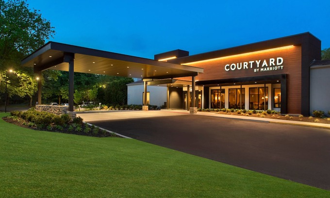 Red Bank - Tinton Falls Hotel | Courtyard by Marriott Lincroft Red Bank