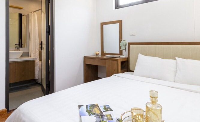 Cong Vi Hotel | 22Housing 60 Linh Lang