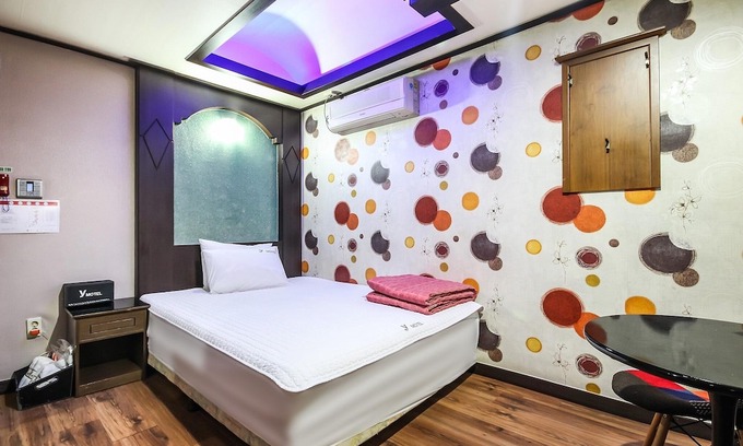 Somun Hotel | Geojedo Gohyeon Y