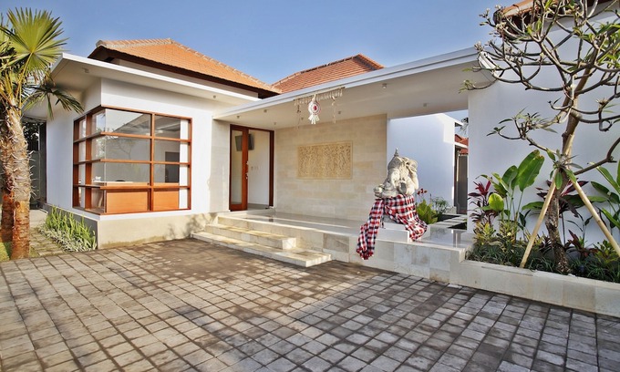 Kerobokan Hotel | Kubu Manggala Villas Seminyak