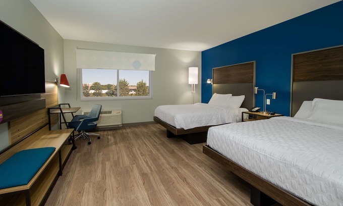 Northeast Columbus Hotel | Tru by Hilton Columbus Airport