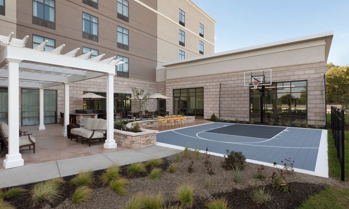 Westmere Hotel | Tru by Hilton Albany Crossgates Mall