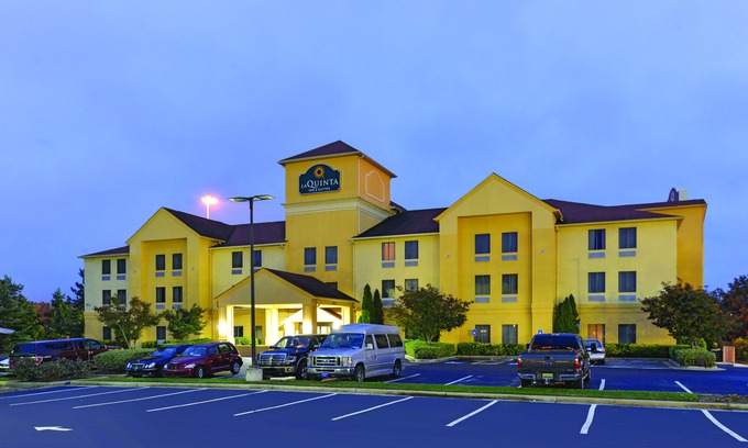 Locust Grove Hotel | Holiday Inn Express & Suites - Locust Grove, an Ihg Hotel