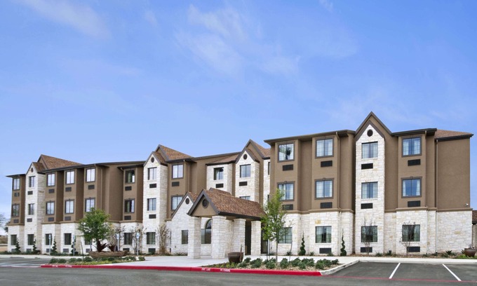 Round Rock Hotel | Microtel Inn & Suites by Wyndham Round Rock
