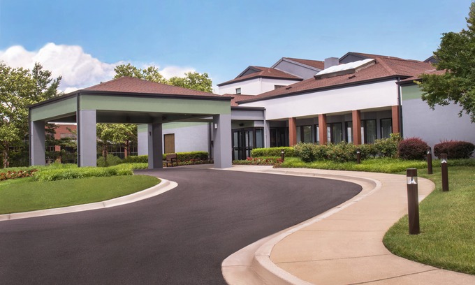 Linthicum Heights Hotel | Courtyard by Marriott Baltimore BWI Airport
