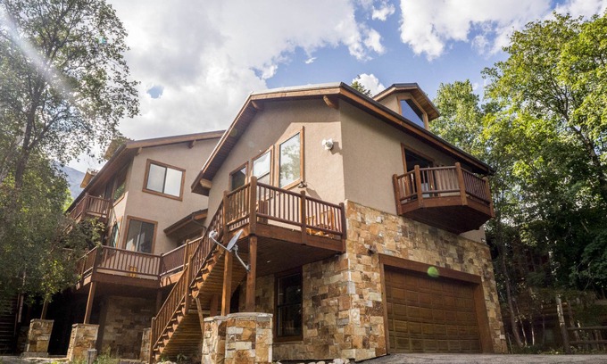 Sundance Hotel | Sundance Mountain Resort