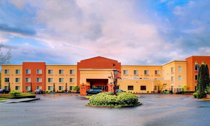 Vancouver Hotel | DoubleTree by Hilton Vancouver