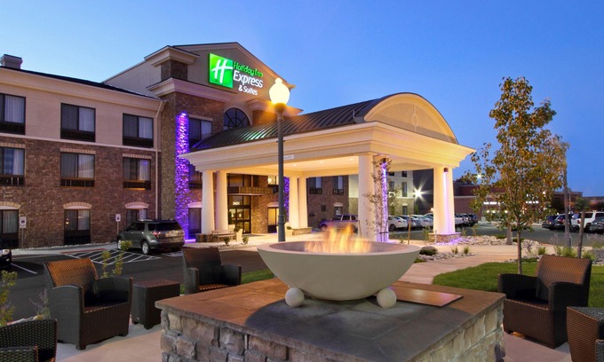 Colorado Springs Hotel | Holiday Inn Express - Colorado Springs - First & Main, an Ihg Hotel