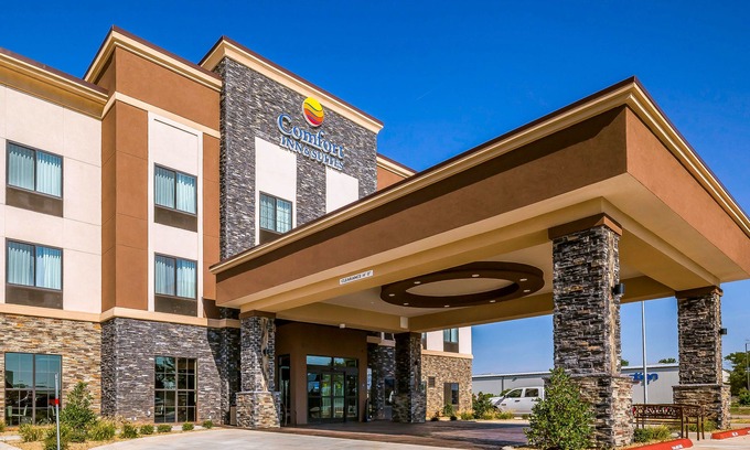 Moore Hotel | Comfort Inn & Suites Moore - Oklahoma City