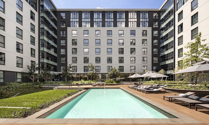 Greater Johannesburg Metropolitan Area Hotel | Marriott Executive Apartments Johannesburg, Melrose Arch