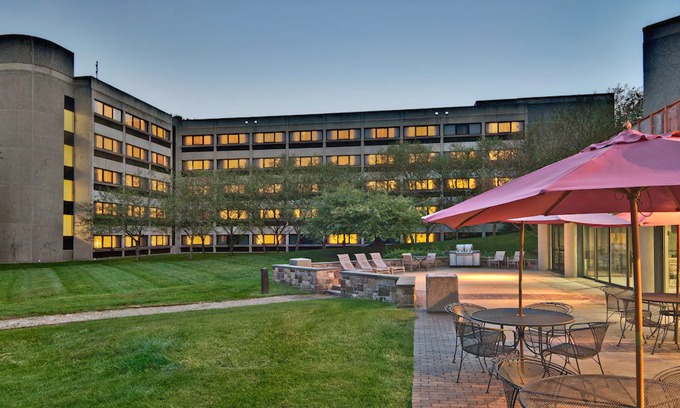 Plainsboro Hotel | Holiday Inn Express Princeton Southeast, an Ihg Hotel