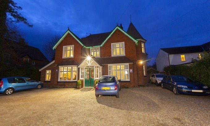 Horley Hotel | Gatwick Turret Guest House