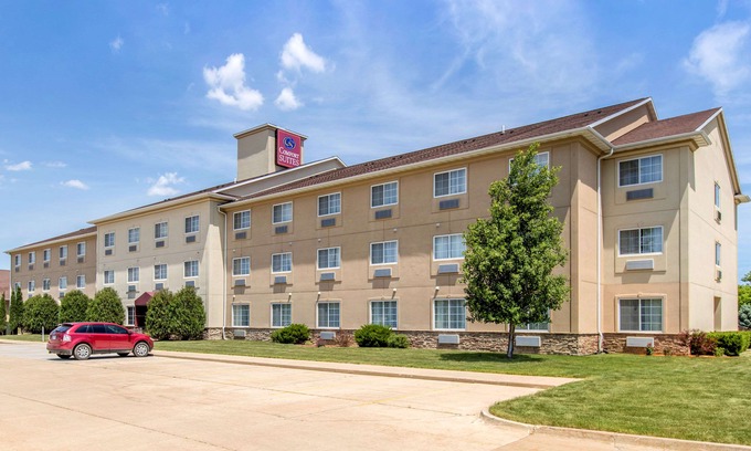 Cedar Falls Hotel | Comfort Suites Cedar Falls