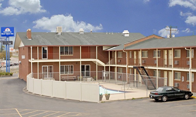 Evans Hotel | Americas Best Value Inn Greeley