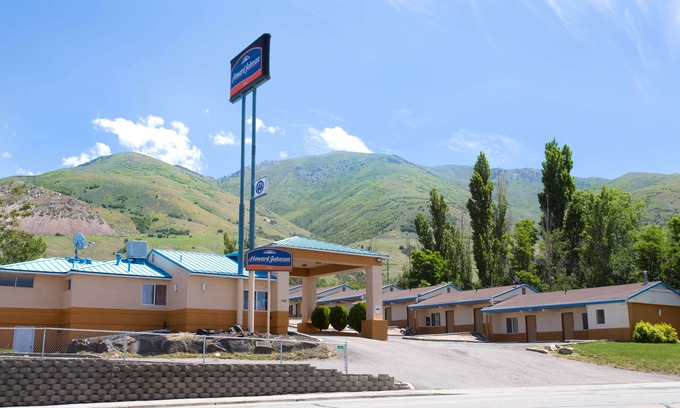 Brigham City Hotel | Howard Johnson by Wyndham Brigham City