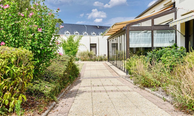 Nouan-sur-Loire Hotel | Kyriad Blois Sud