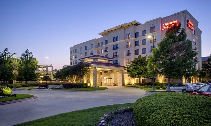 Frisco Hotel | Hampton Inn & Suites Legacy Park-Frisco
